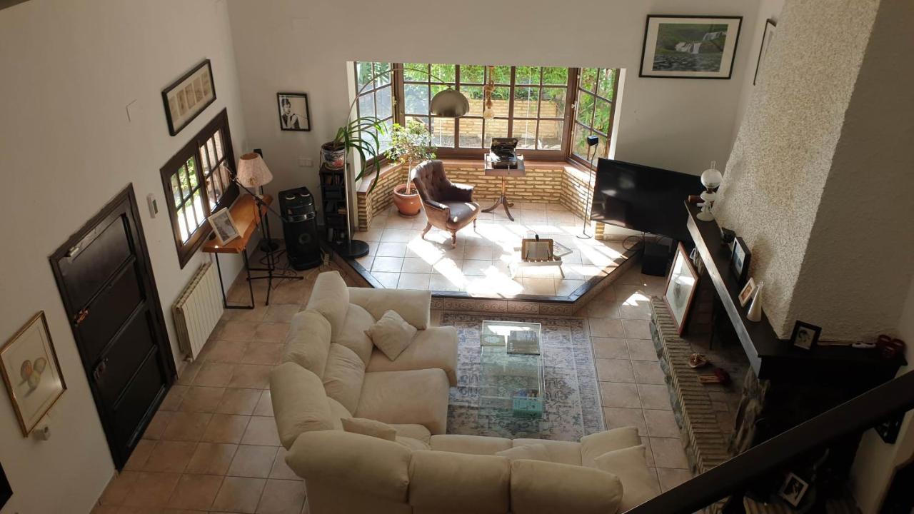La Casa Del Torreon Bed & Breakfast Алхараке Екстериор снимка